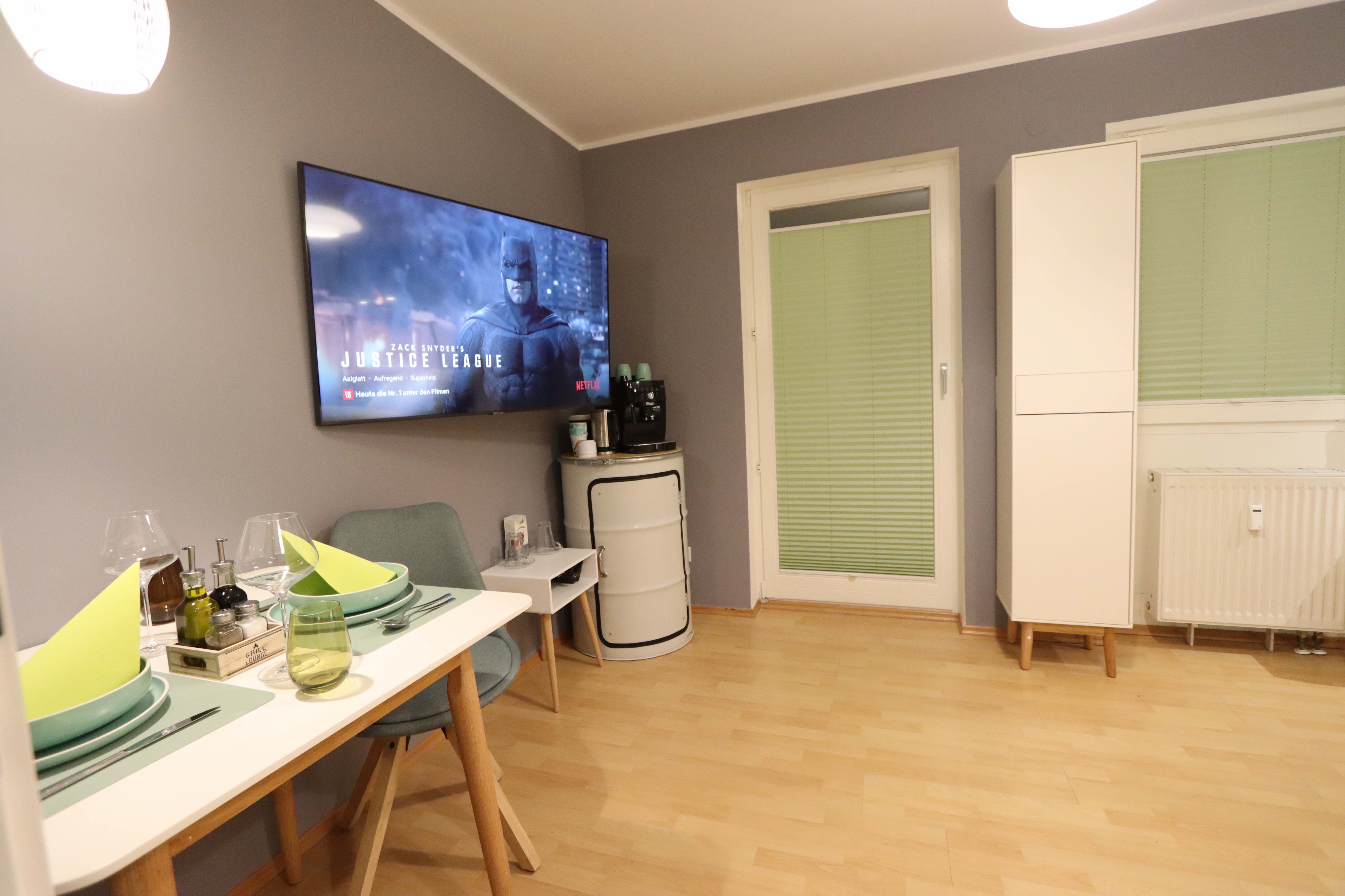  Studio 2, In Dresden's Trendy District  -  Studio 2, in Dresden's trendy district  - Gallery -  2