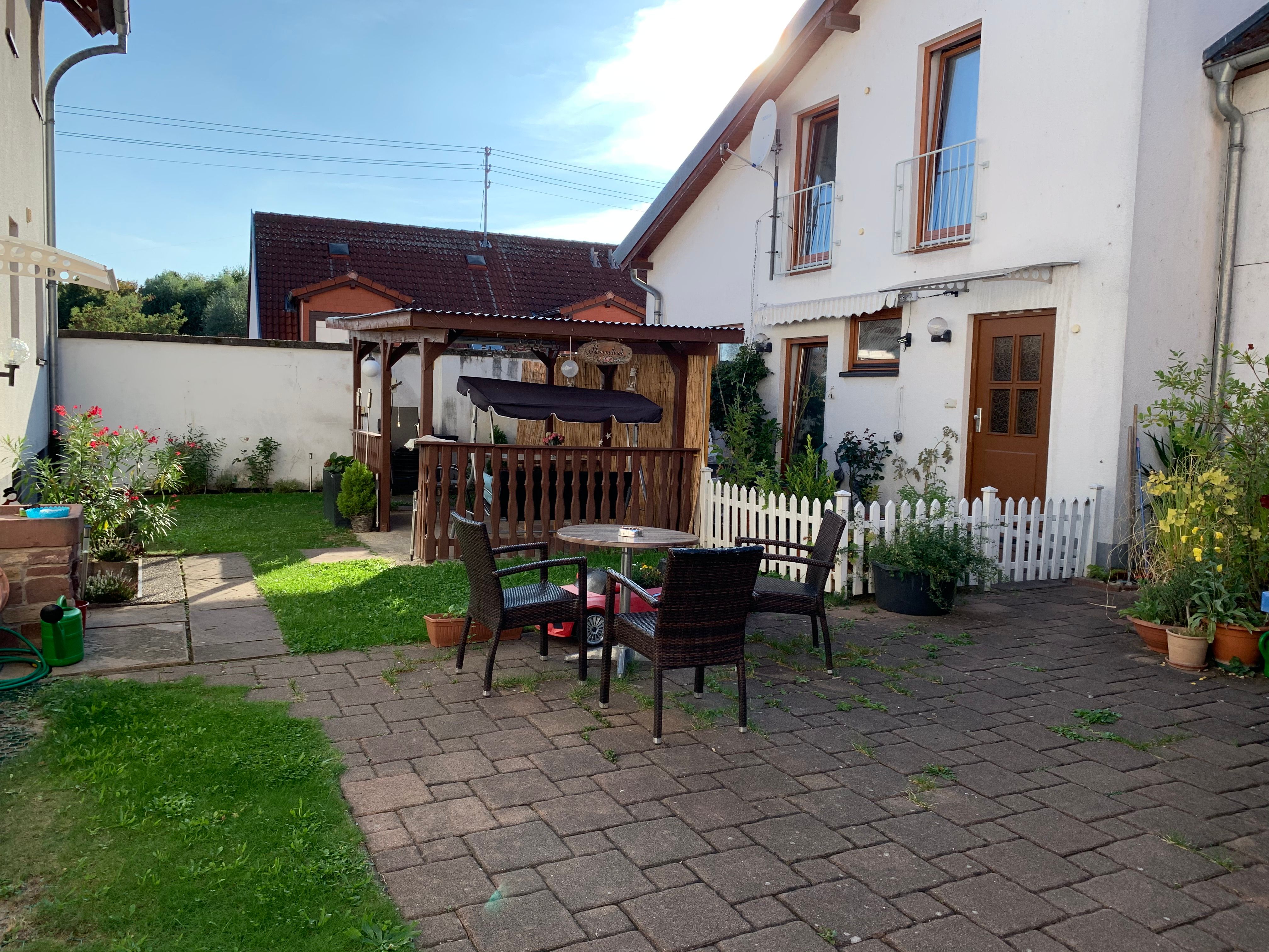  Entire Half-Timbered House In Exclusive Old Town NetflixCoffeeBar (15 Min KA City | 10 Min KIT North  -  Entire half-timbered house in exclusive old town NetflixCoffeeBar (15 min KA City | 10 min KIT North | 8 min Daimler | 5 min MiRO)  - Gallery -  8