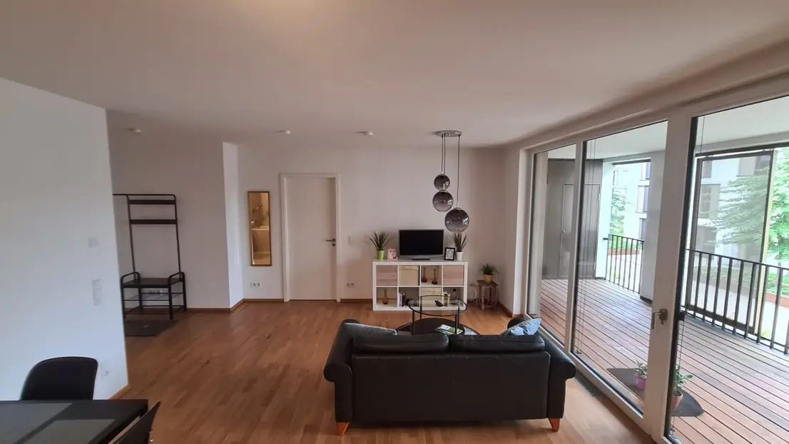 Stylish Apartment On The Dock New Construction With Balcony - 10