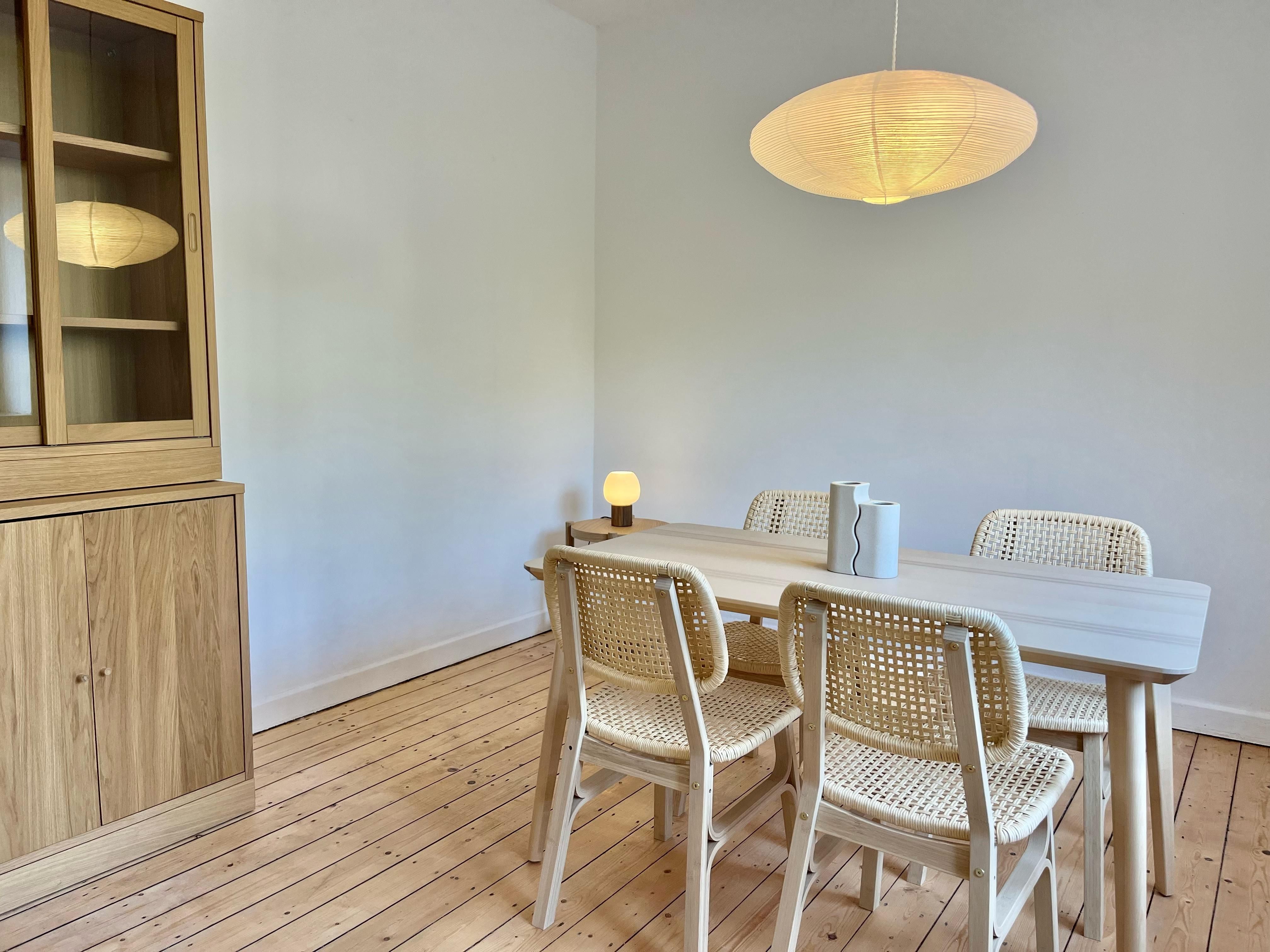 Bright Apartment In Central But Quiet Area - 1