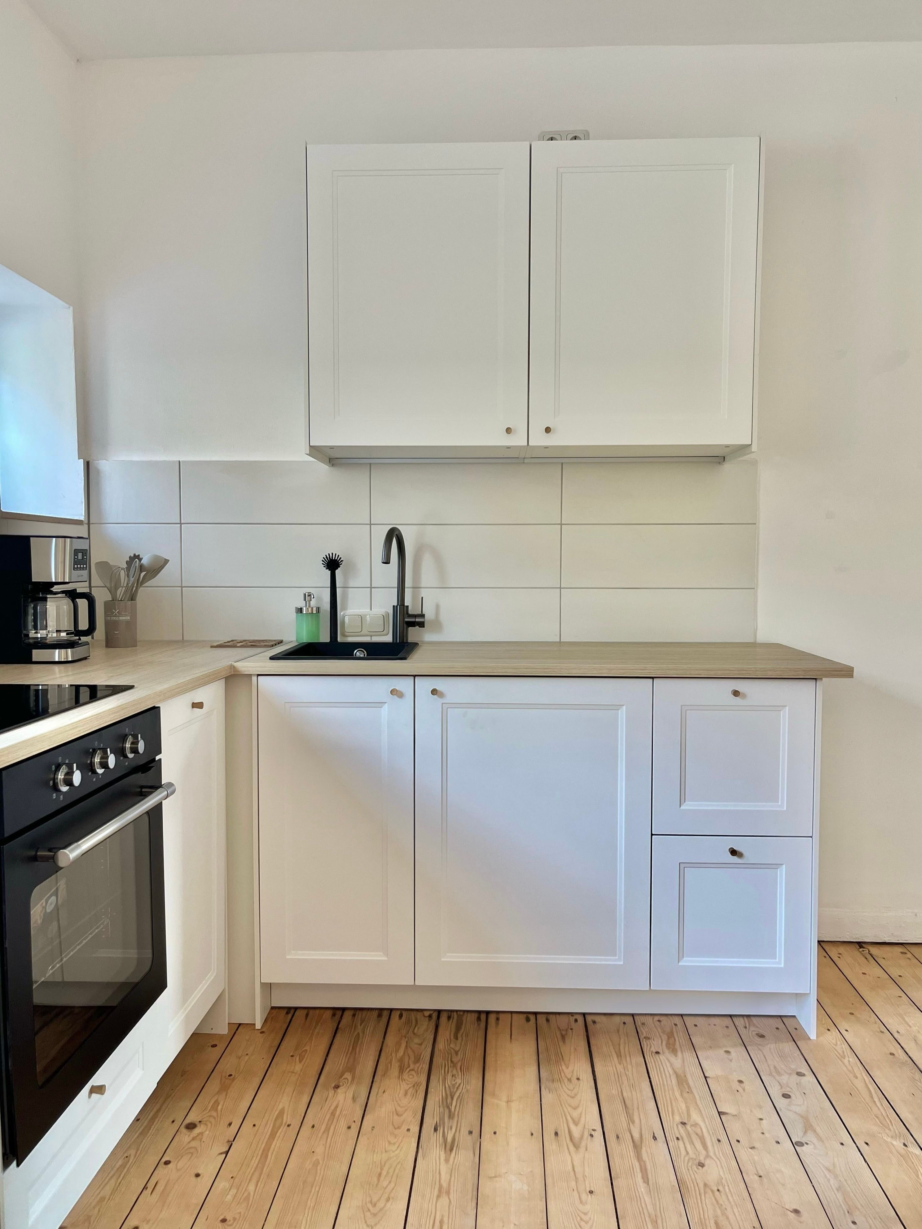 Bright Apartment In Central But Quiet Area - 3