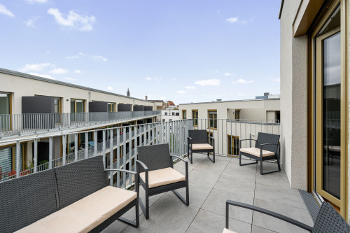 Fashionable 4-Room Apartment ART DECÓ I Balcony I Family-friendly I next to Mercedes & US Army I Kitchen I Home Office  - Gallery -  5