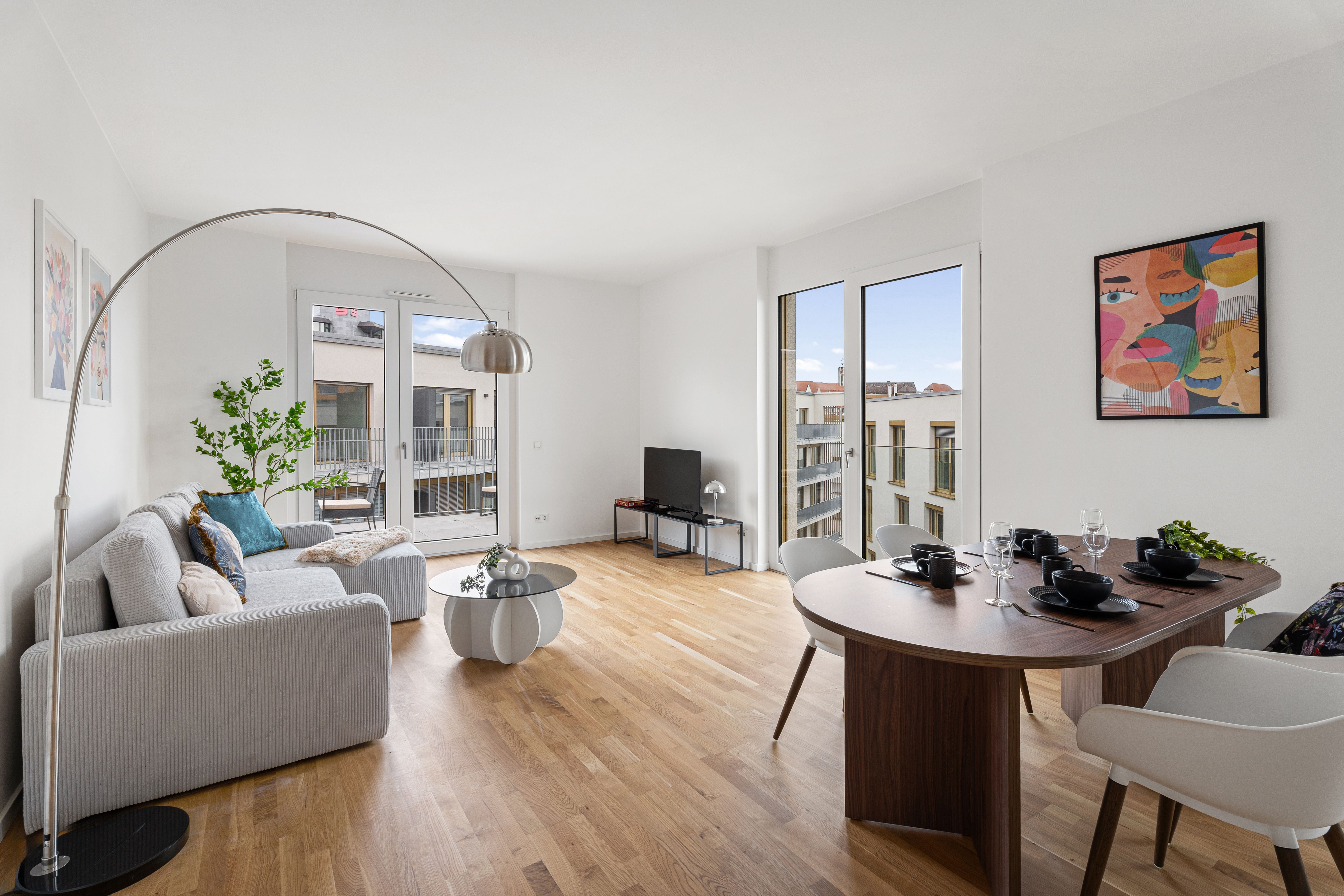 Fashionable 4-Room Apartment ART DECÓ I Balcony I Family-Friendly I Next To Mercedes & US Army I Kit - Fashionable 4-Room Apartment ART DECÓ I Balcony I Family-friendly I next to Mercedes & US Army I Kitchen I Home Office - Gallery - 10