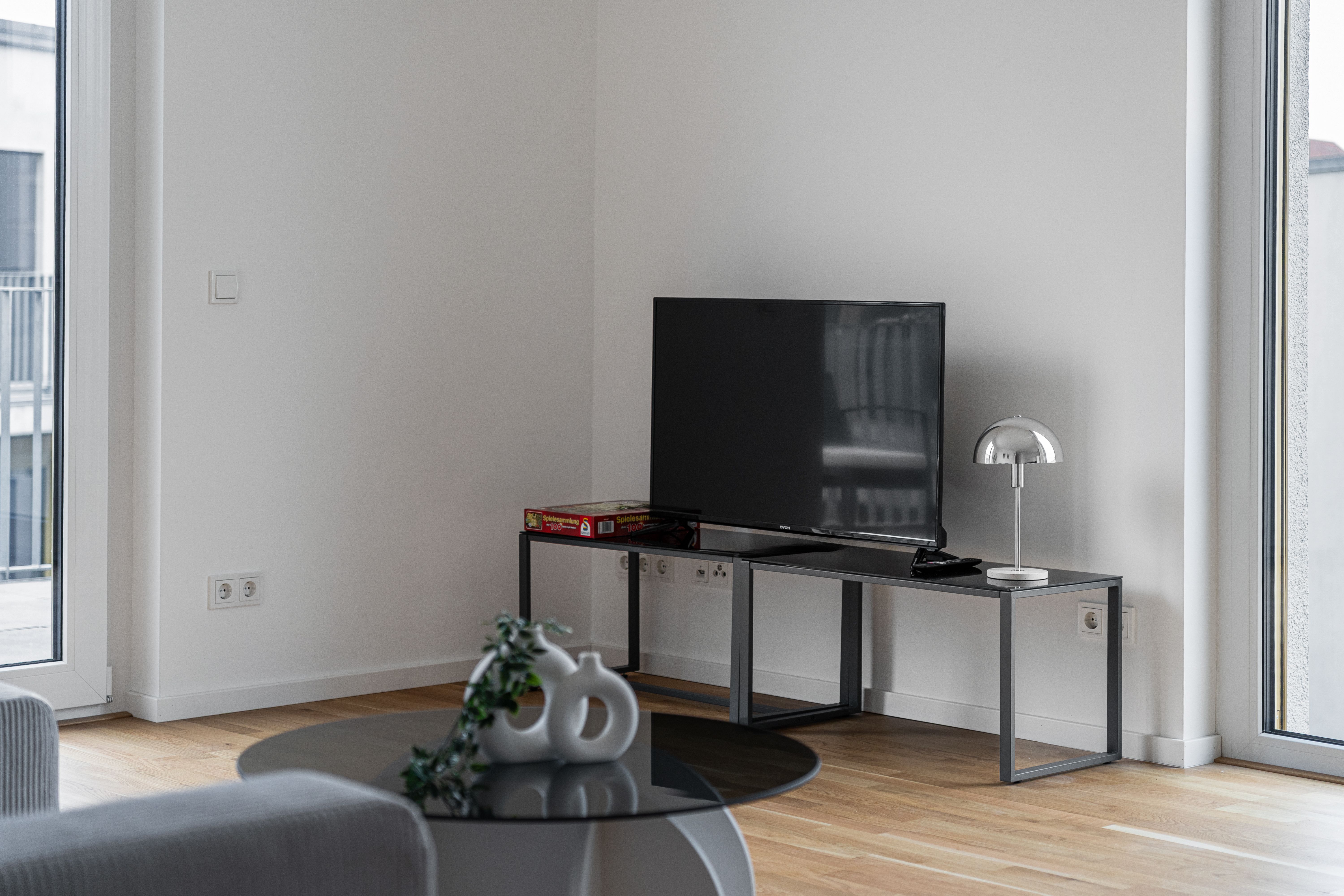 Fashionable 4-Room Apartment ART DECÓ I Balcony I Family-Friendly I Next To Mercedes & US Army I Kit - Fashionable 4-Room Apartment ART DECÓ I Balcony I Family-friendly I next to Mercedes & US Army I Kitchen I Home Office - Gallery - 5