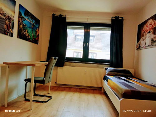 Modern Fully Furnished Apartment in Bremen — 6–24 Month Rental — All‑Inclusive in Hempenweg 57, 28197 Woltmershausen, Bremen.
