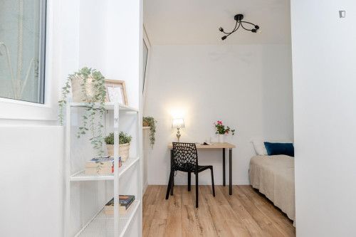 Lovely single bedroom near the centre of Warsaw - Gallery - 2