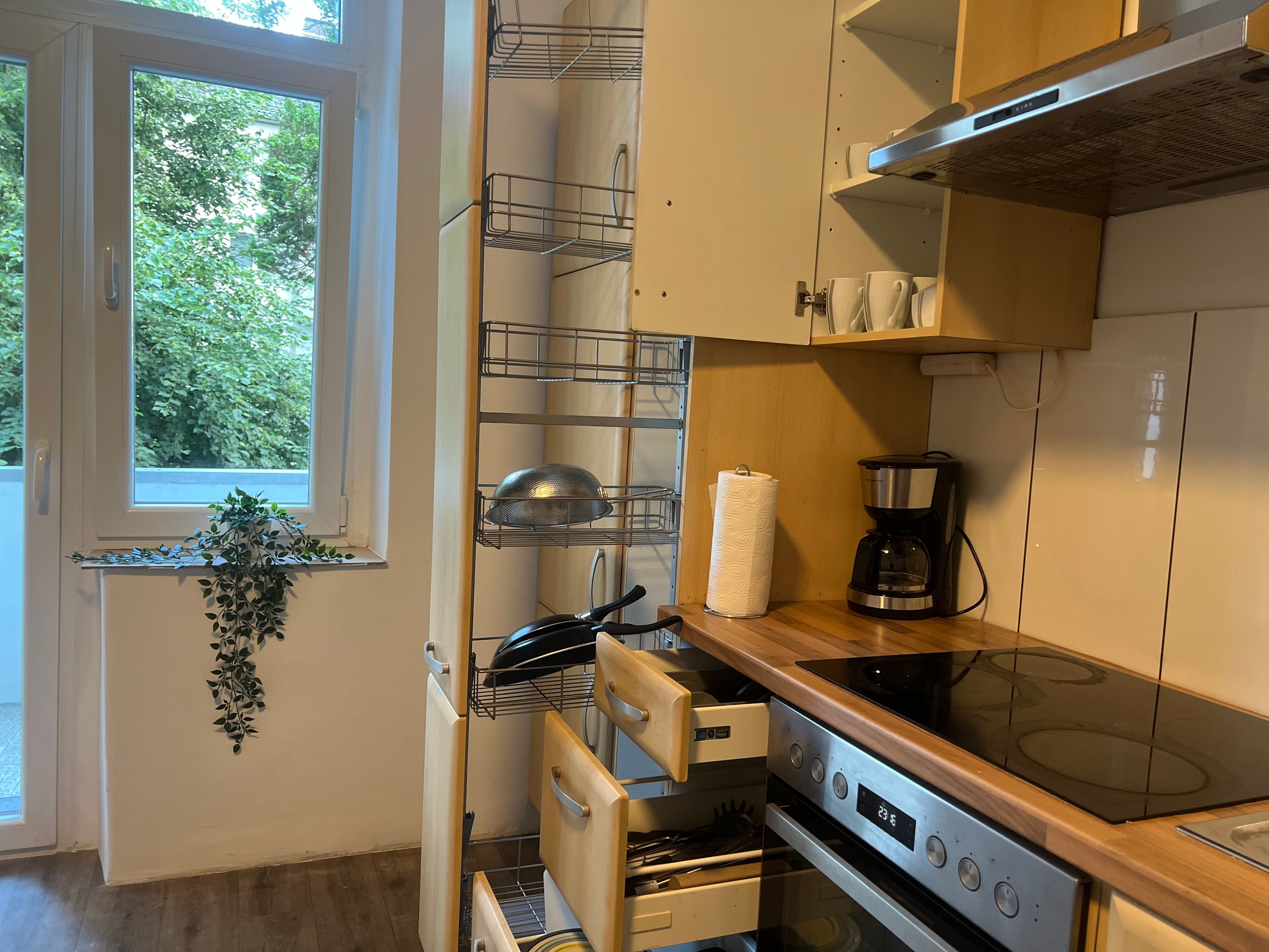 Three-Bedroom Apartment In Essen City Center - 10