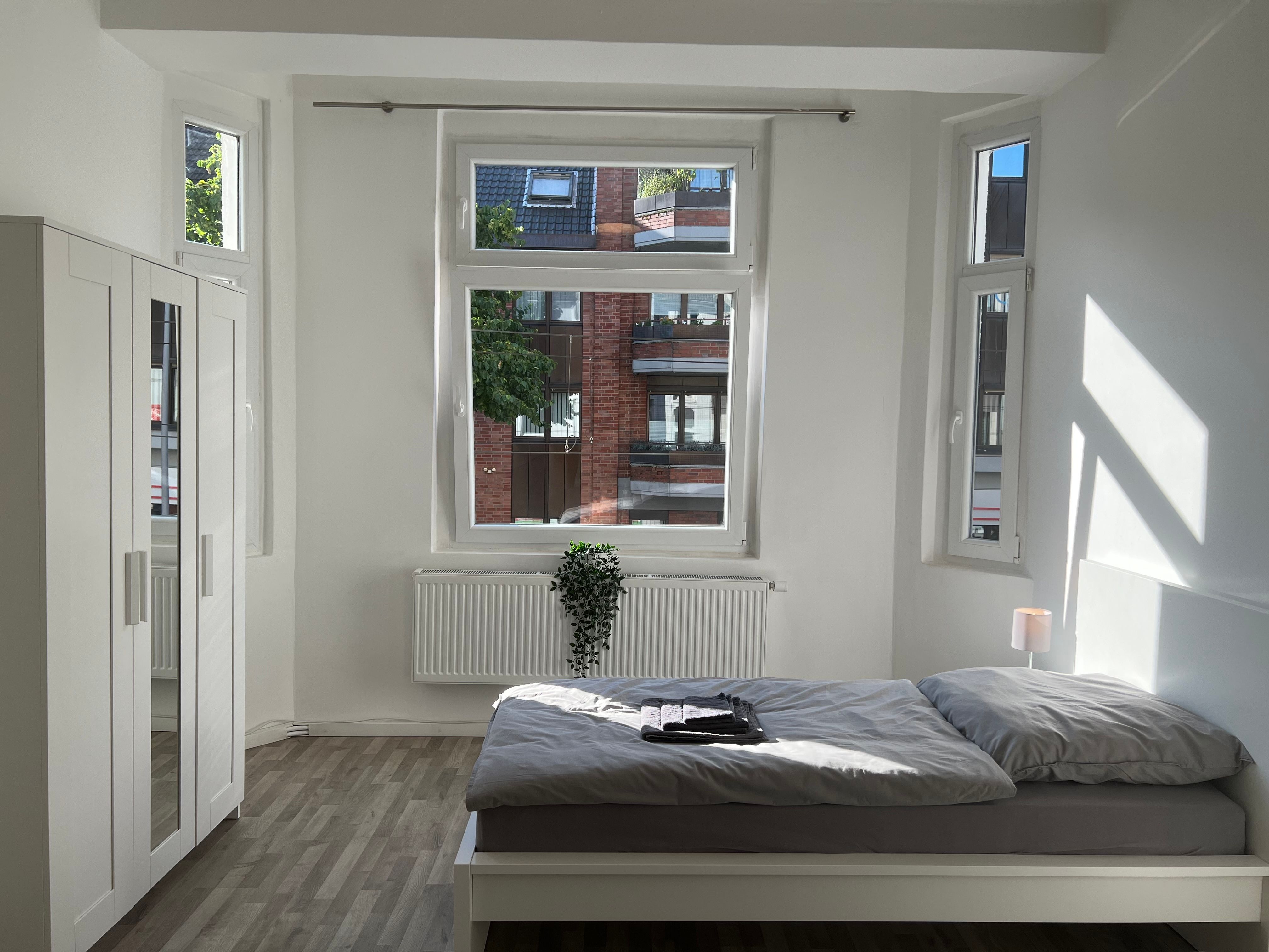 Three-Bedroom Apartment In Essen City Center - 17
