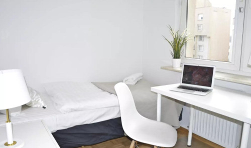 Inviting single bedroom in the Praga neighbourhood