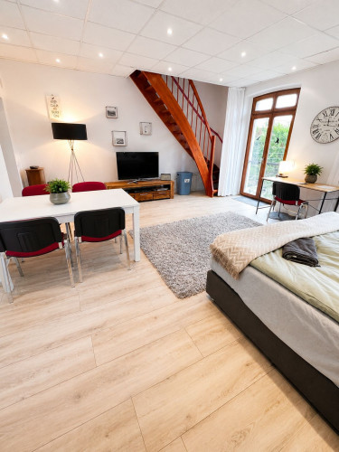 Spacious Apartment Like a Small House in Troisdorf – For Workers and Holiday Stays, Up to 7 Guests - Gallery - 13