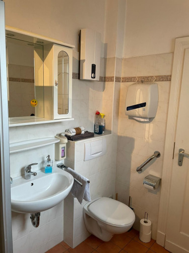 Spacious Apartment Like a Small House in Troisdorf – For Workers and Holiday Stays, Up to 7 Guests