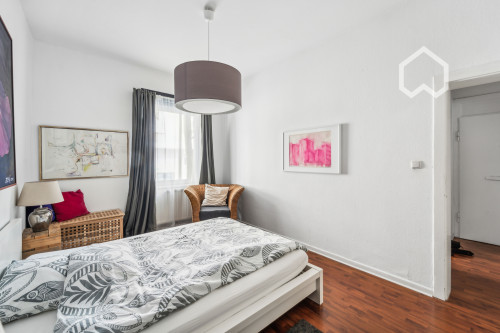 Elegant apartment with balcony in a nice neighborhood - Gallery - 8