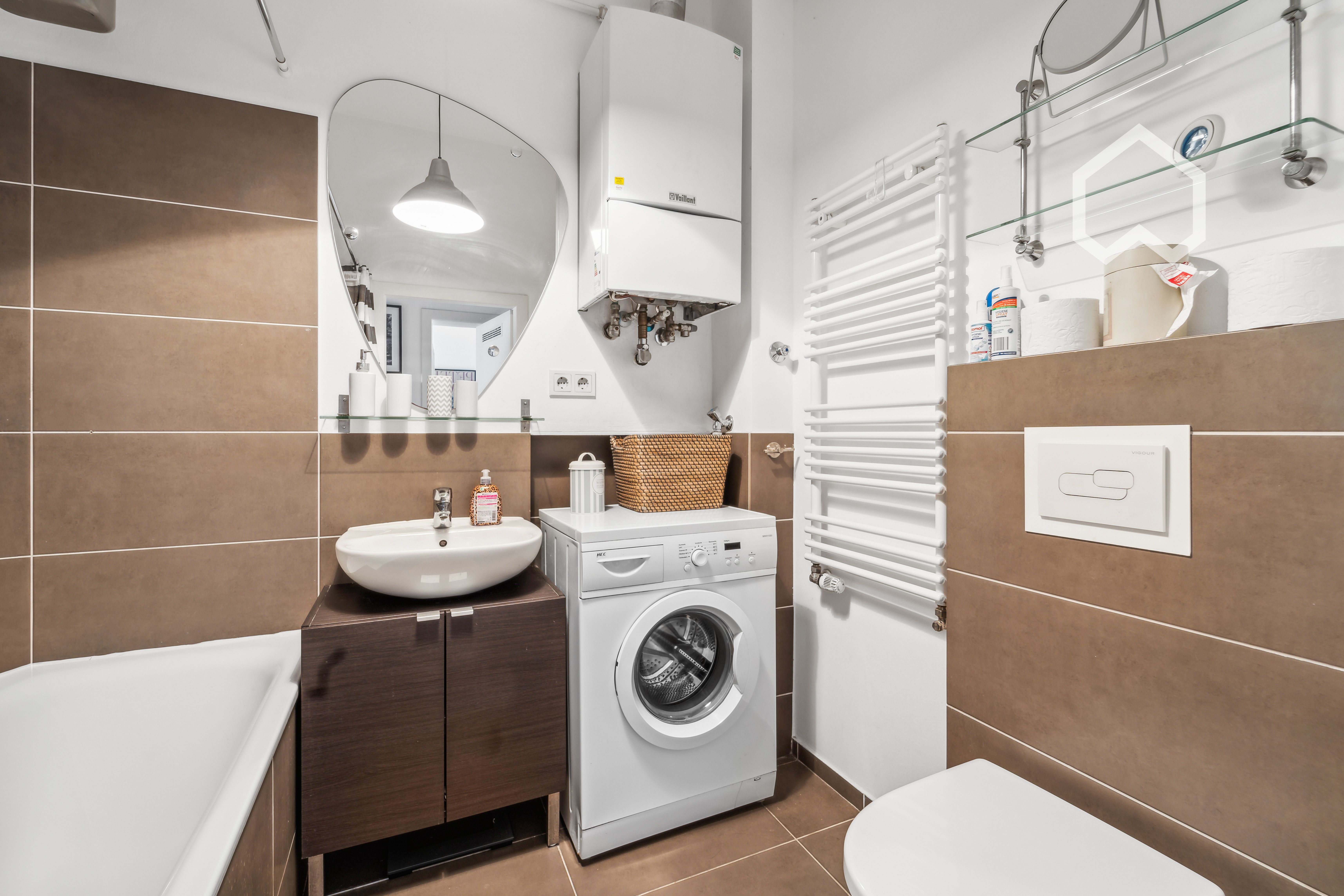  Elegant Apartment With Balcony In A Nice Neighborhood  -  Elegant apartment with balcony in a nice neighborhood  - Gallery -  11