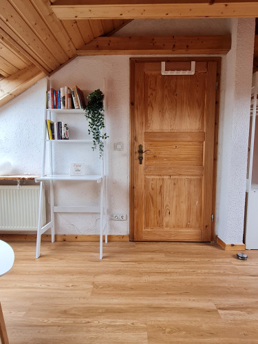 Cosy attic flat near the university - Gallery - 25