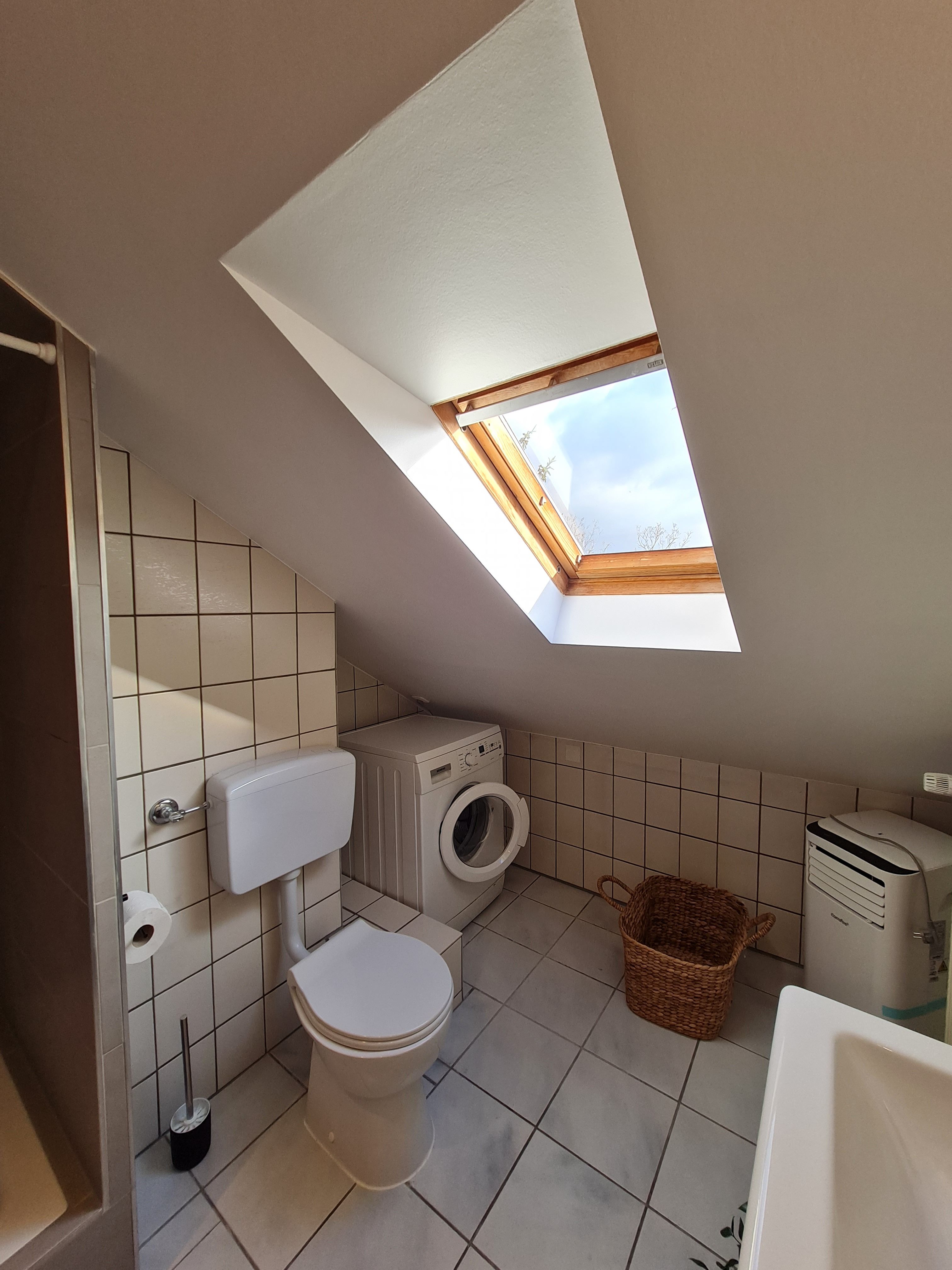 Cosy Attic Flat Near The University - 2