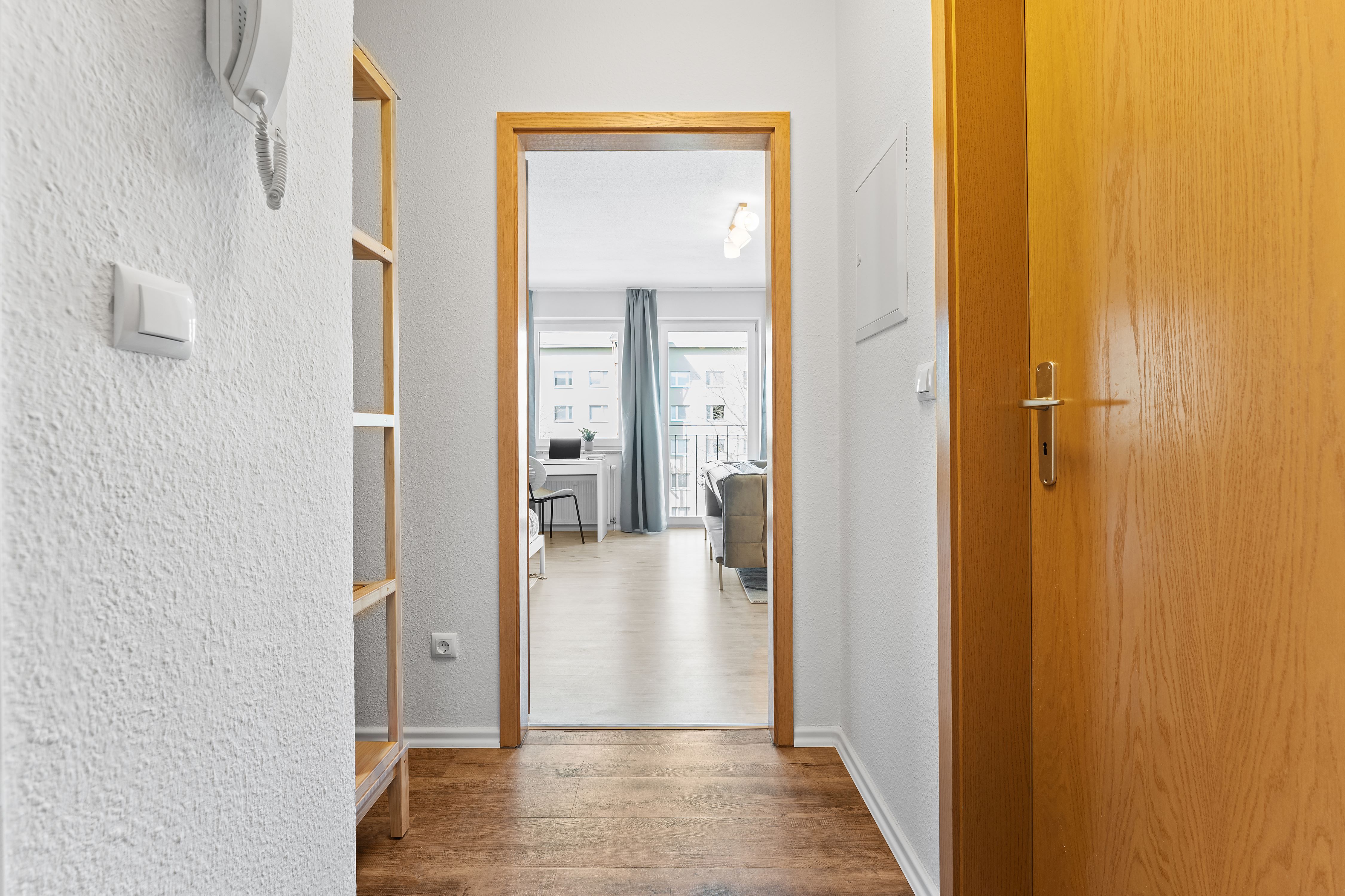  Beautiful & Central Fully Furnishde Studio  -  Beautiful & central fully furnishde studio  - Gallery -  2
