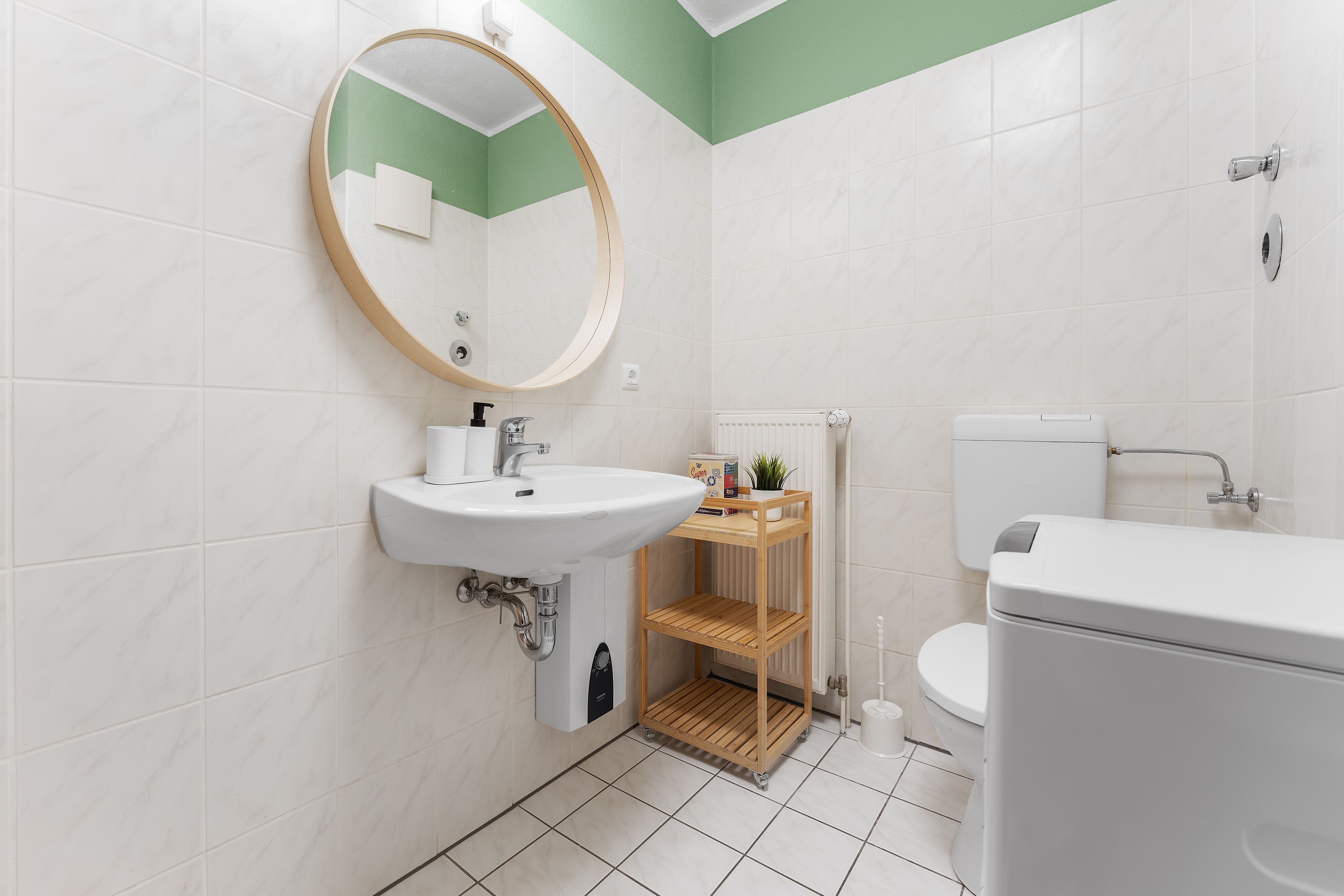  Beautiful & Central Fully Furnishde Studio  -  Beautiful & central fully furnishde studio  - Gallery -  3