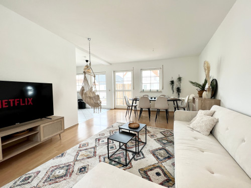 Cozy-Livings / subway / much space / balcony / parking space