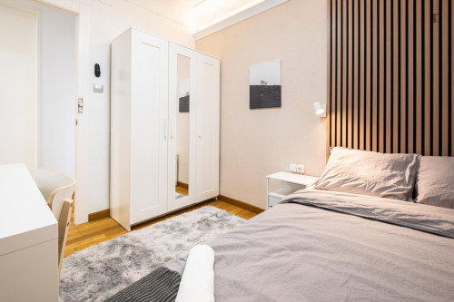 Lovely double bedroom near Alicante-Terminal train station