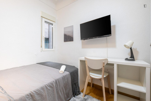 Lovely double bedroom near Alicante-Terminal train station