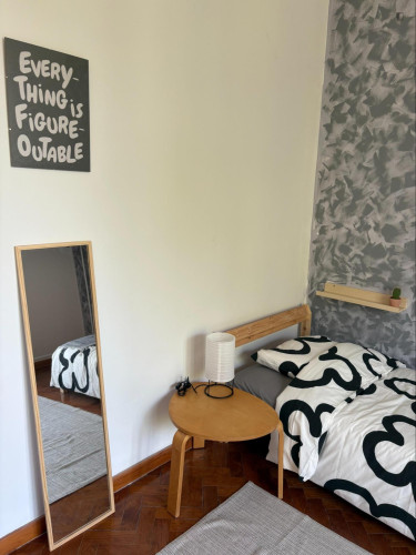 Bright Single Bedroom with a balcony close to Penha de França Viewpoint