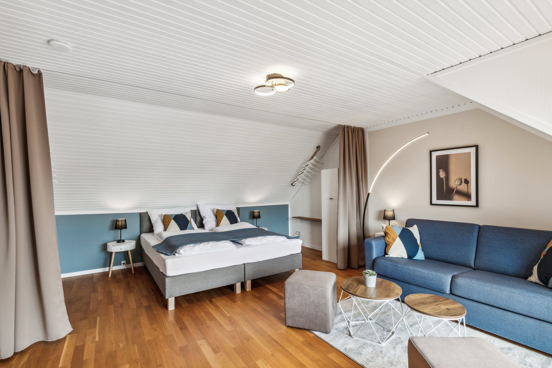 Apartment - Yellow Octopus - 8