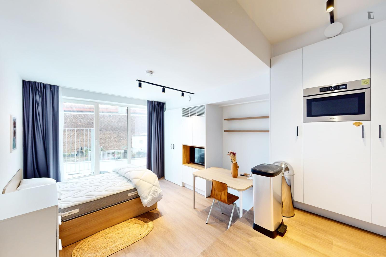Alluring Little Studio In Ste Catherine - 1