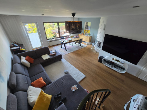 Temporary living. Spacious, fully equipped house, with garden, fireplace and much more.