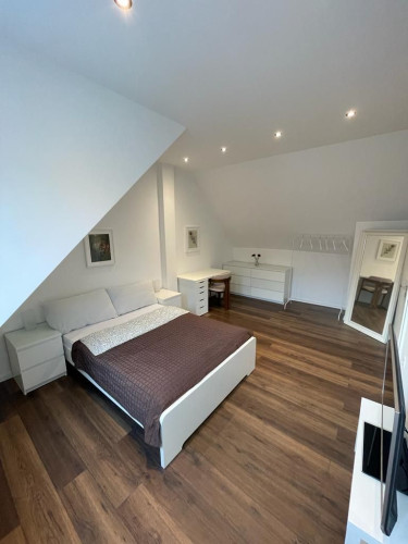 Chic and cozy apartment near Cologne - Gallery - 16