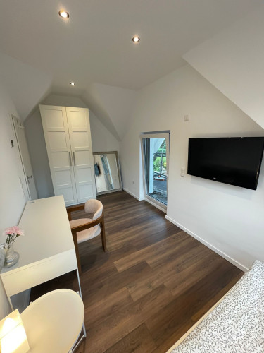 Chic and cozy apartment near Cologne - Gallery - 12