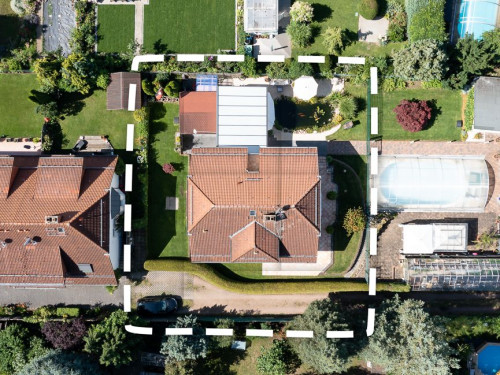 Detached single-family house with a total living area of 190 m² spread over three floors.