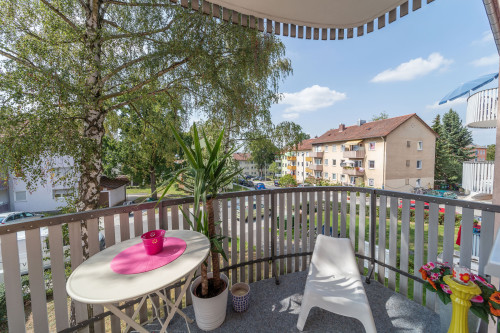 Modern and cozy family apartment in quiet area!