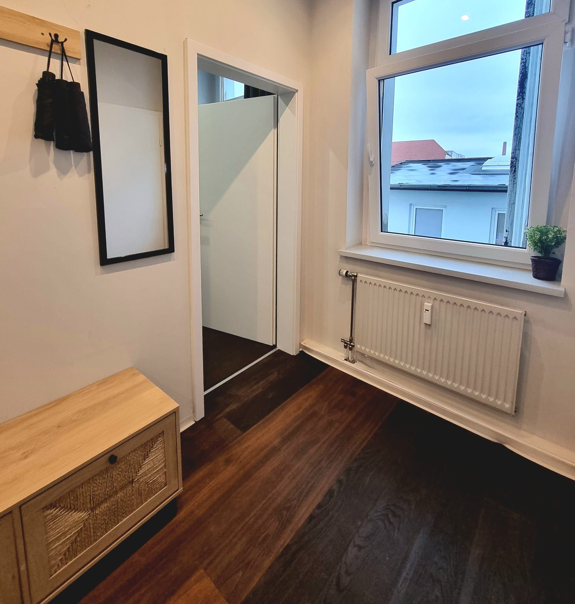 Cozy Apartment In Cottbus | Home Office | University | Central - Cozy Apartment in Cottbus | Home Office | University | Central - Gallery - 3