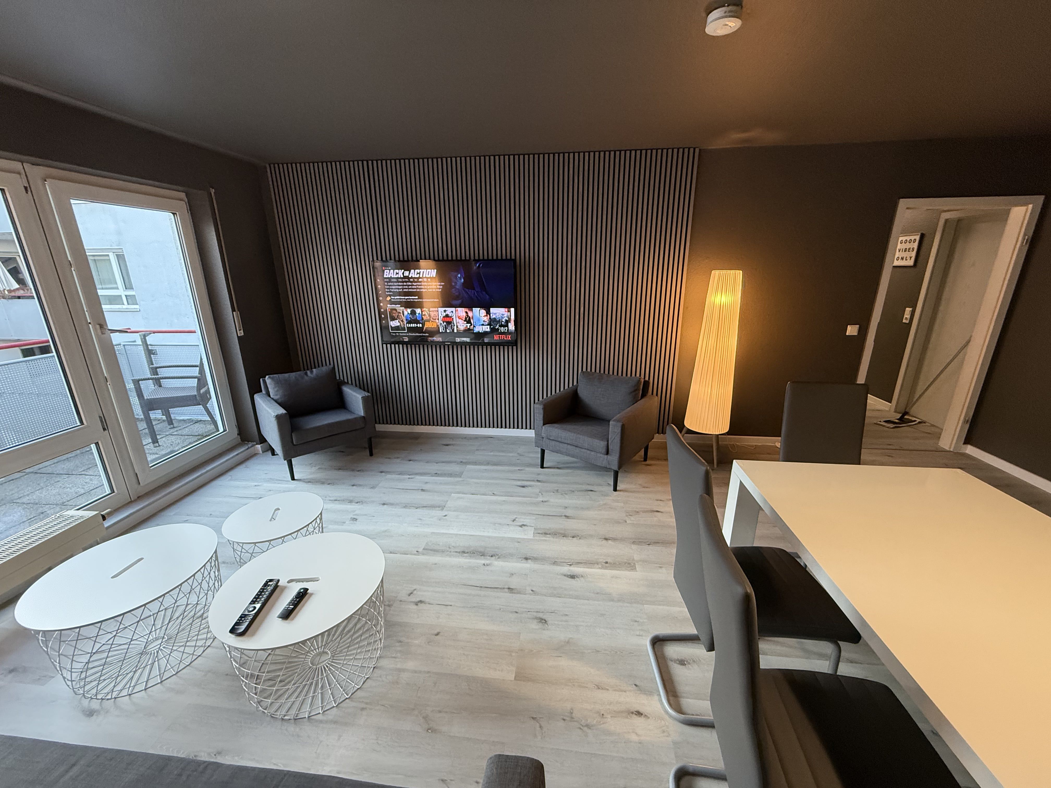  Modern Studio In Heidelberg With Balcony  -  Modern studio in Heidelberg with balcony  - Gallery -  18