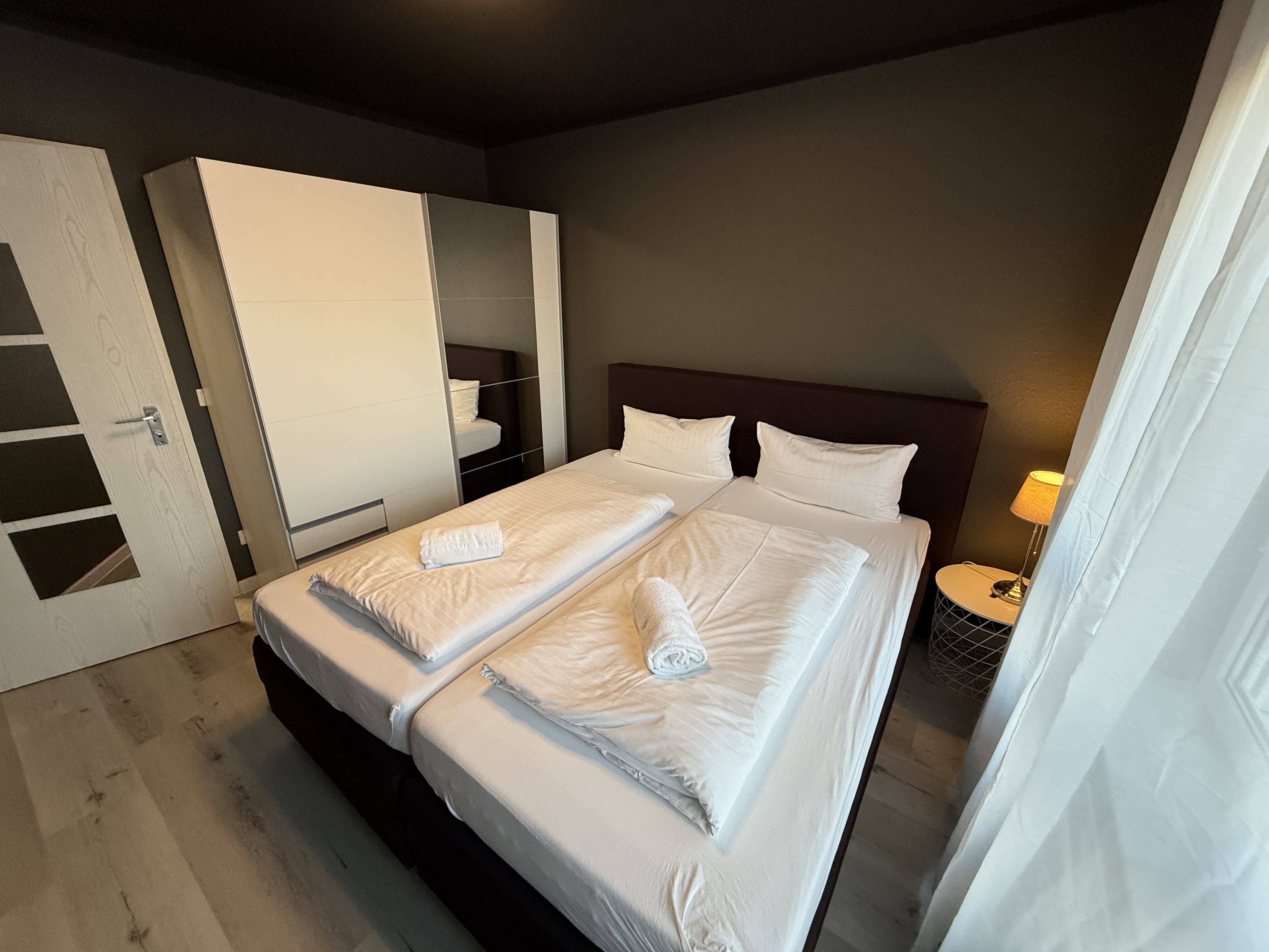  Modern Studio In Heidelberg With Balcony  -  Modern studio in Heidelberg with balcony  - Gallery -  9