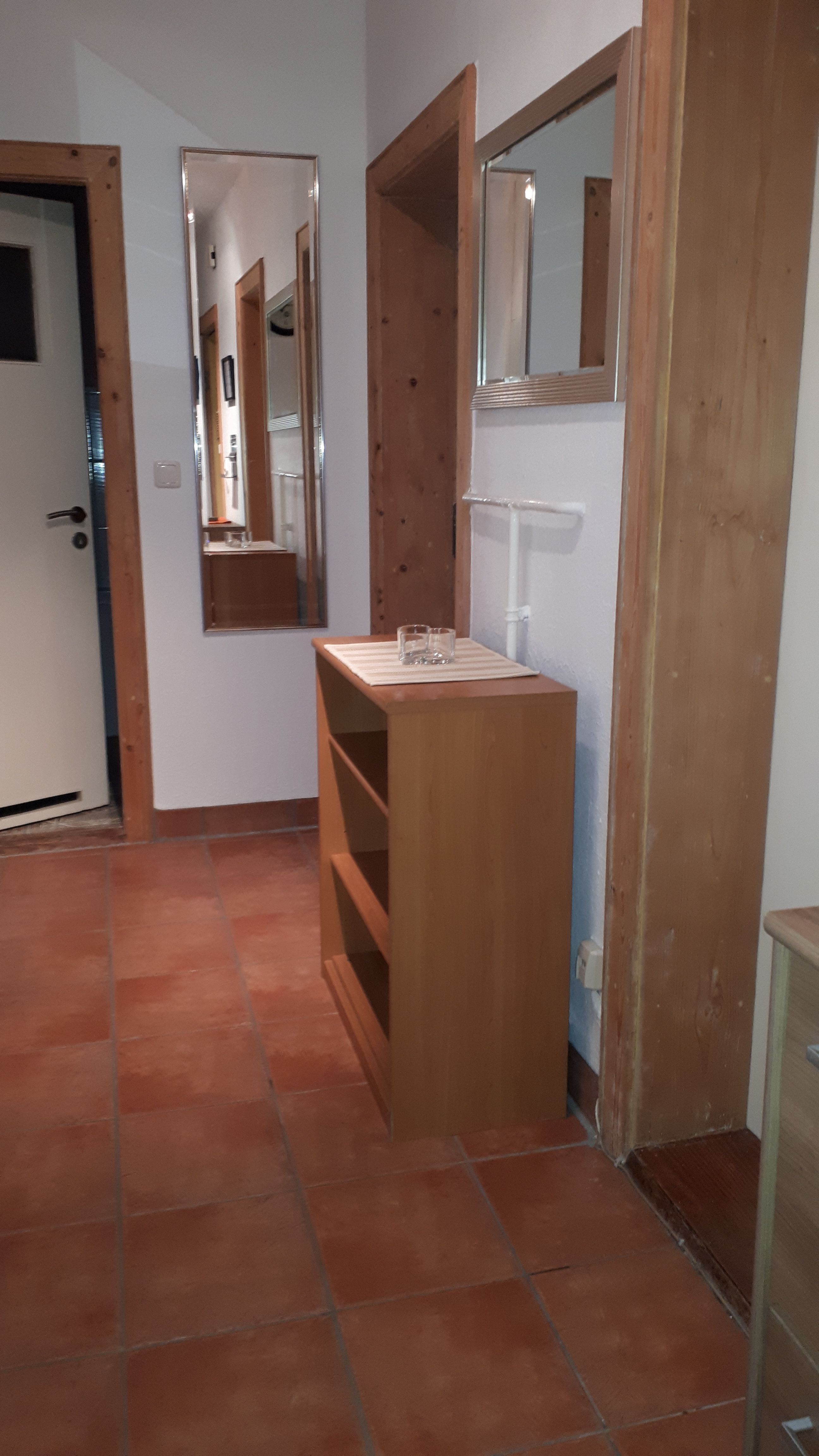3-Room Apartment With Parking Space Close To The City! - 6
