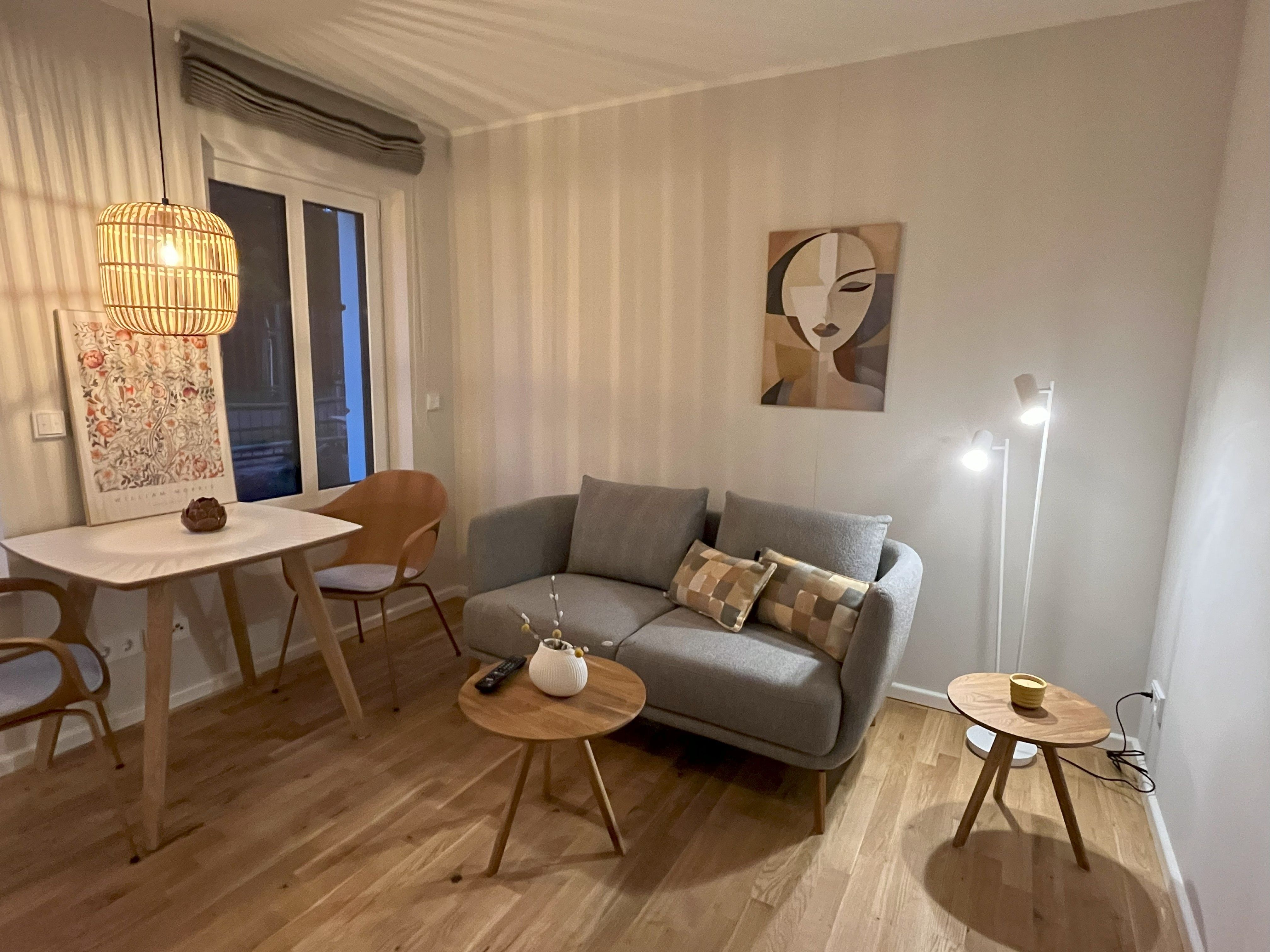 Modern Apartment Opposite Sanssouci Park – Sleeps 2 Adults - Bedroom / Living Room / Study Room / Ki - Modern Apartment Opposite Sanssouci Park – Sleeps 2 Adults - Bedroom / Living Room / Study Room / Kitchen - Gallery - 27