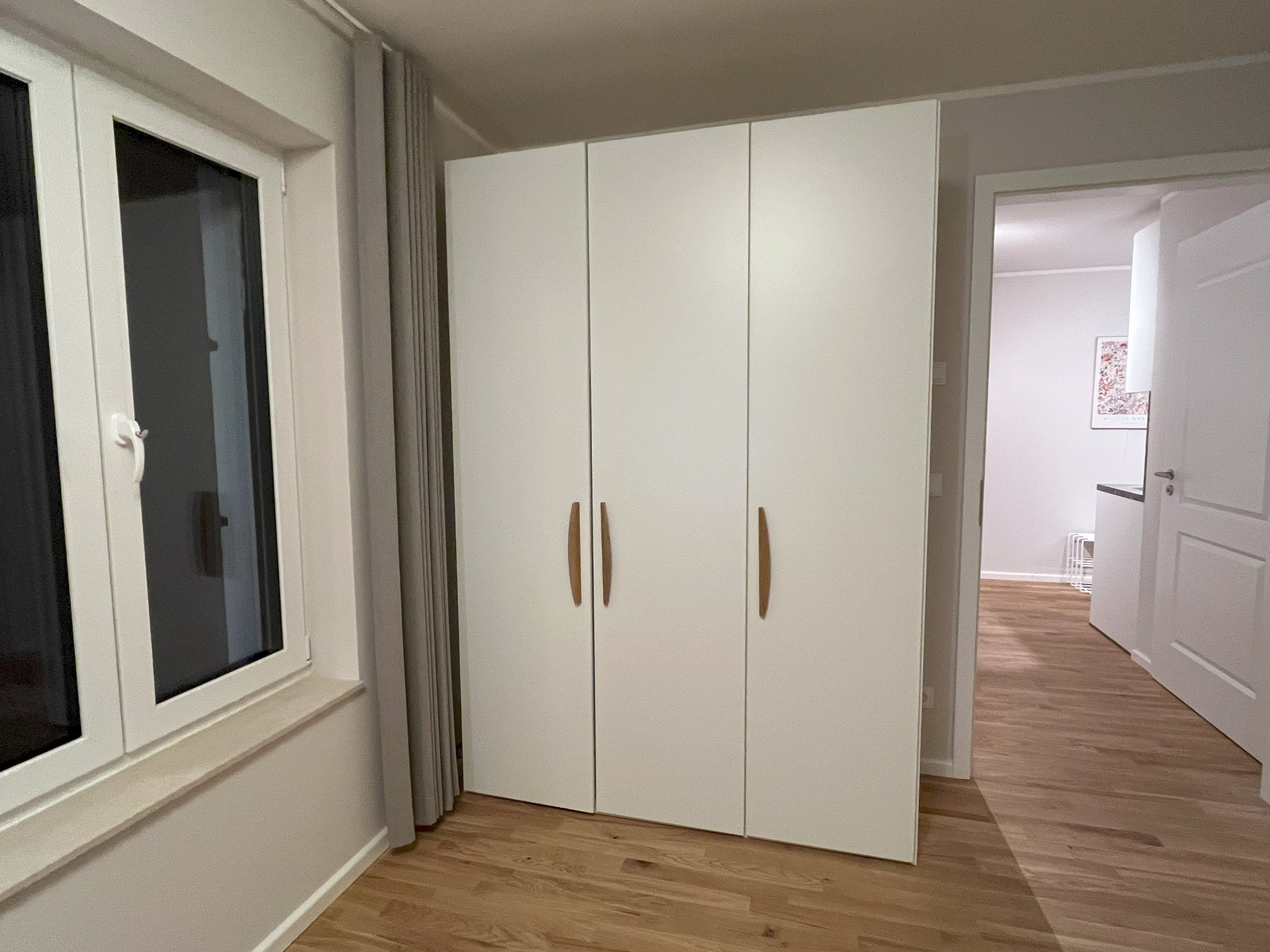 Modern Apartment Opposite Sanssouci Park – Sleeps 2 Adults - Bedroom / Living Room / Study Room / Ki - Modern Apartment Opposite Sanssouci Park – Sleeps 2 Adults - Bedroom / Living Room / Study Room / Kitchen - Gallery - 5
