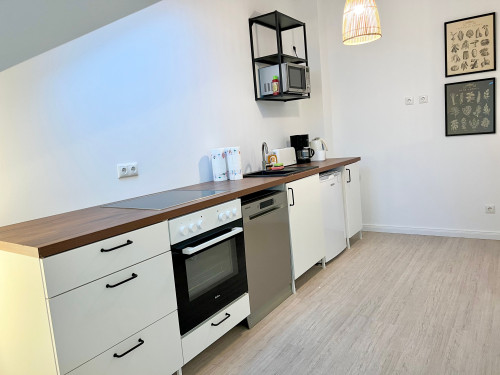 New Spacious, cute flat next to Hamburg