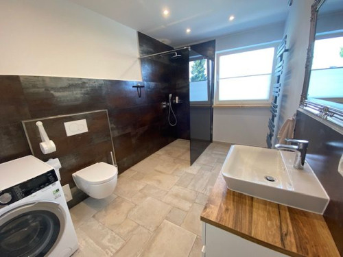 Spacious new apartment with large balcony near the airport - Gallery - 20