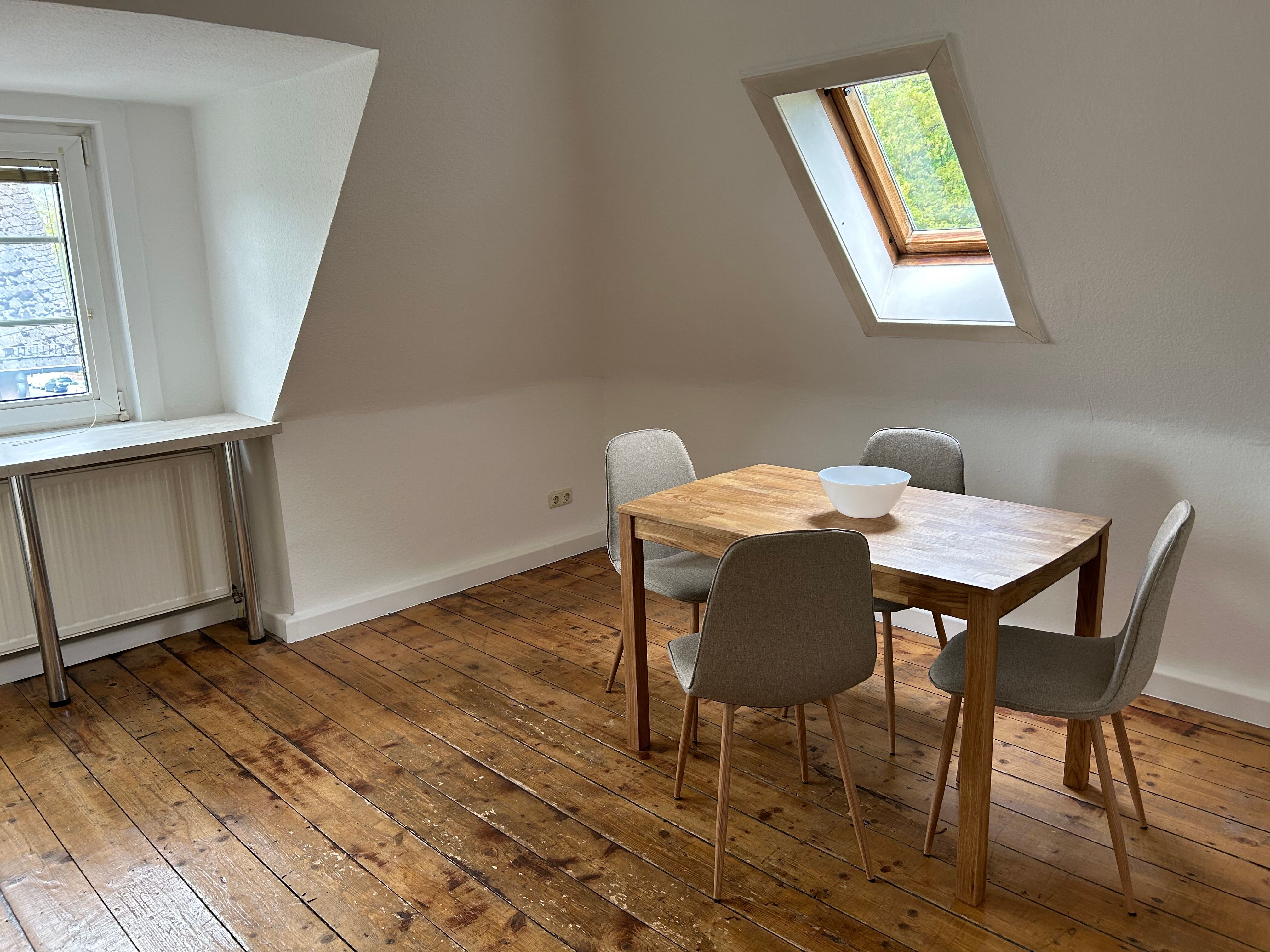  Beautiful Two-Room Attic Apartment In A Green Setting  -  Beautiful two-room attic apartment in a green setting  - Gallery -  7