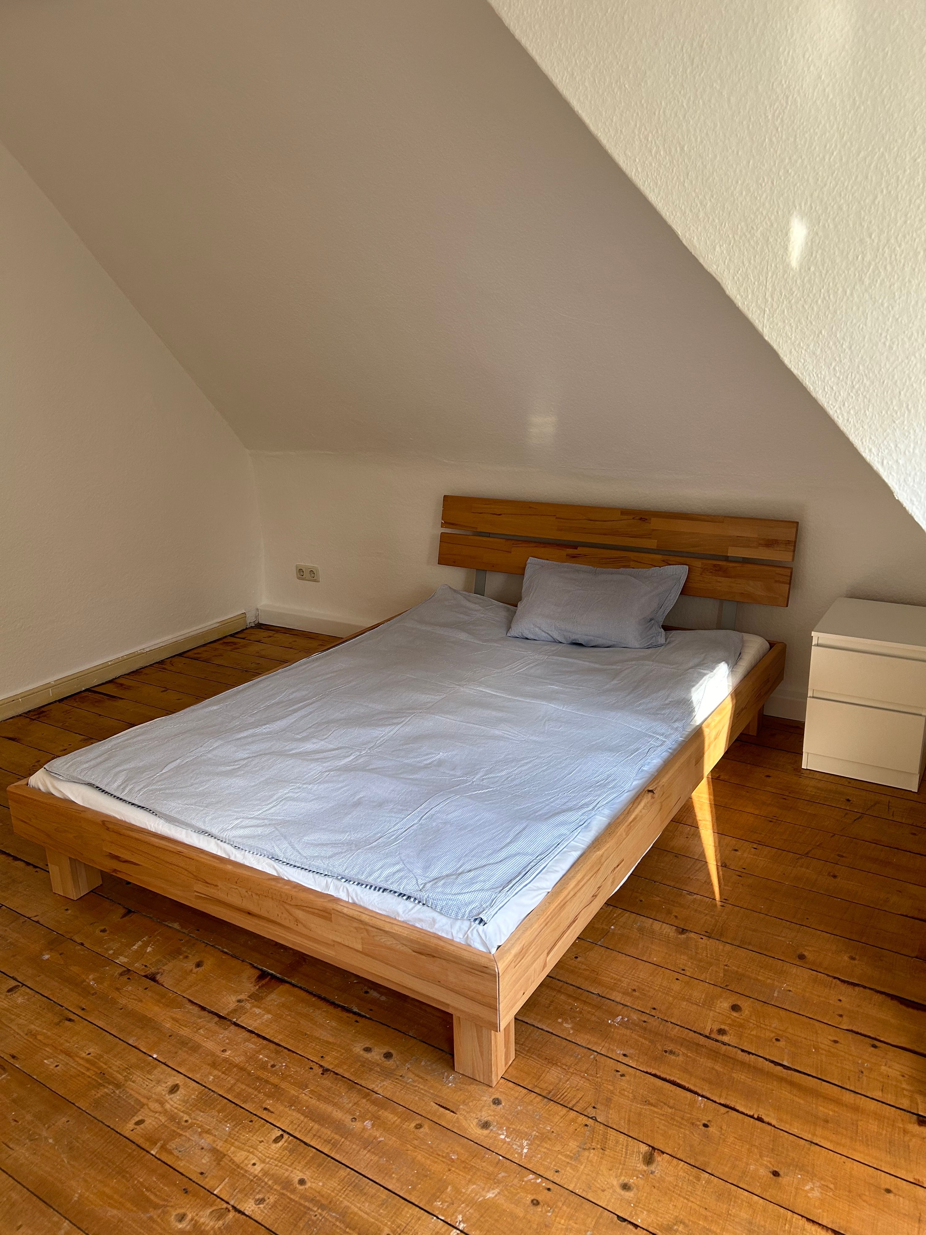  Beautiful Two-Room Attic Apartment In A Green Setting  -  Beautiful two-room attic apartment in a green setting  - Gallery -  15