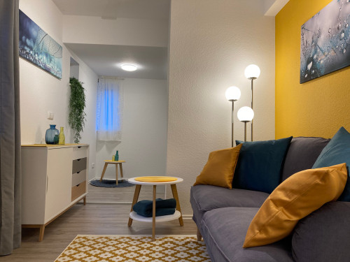 Cozy 2-room flat, well connected, in Frankfurt's green suburbs