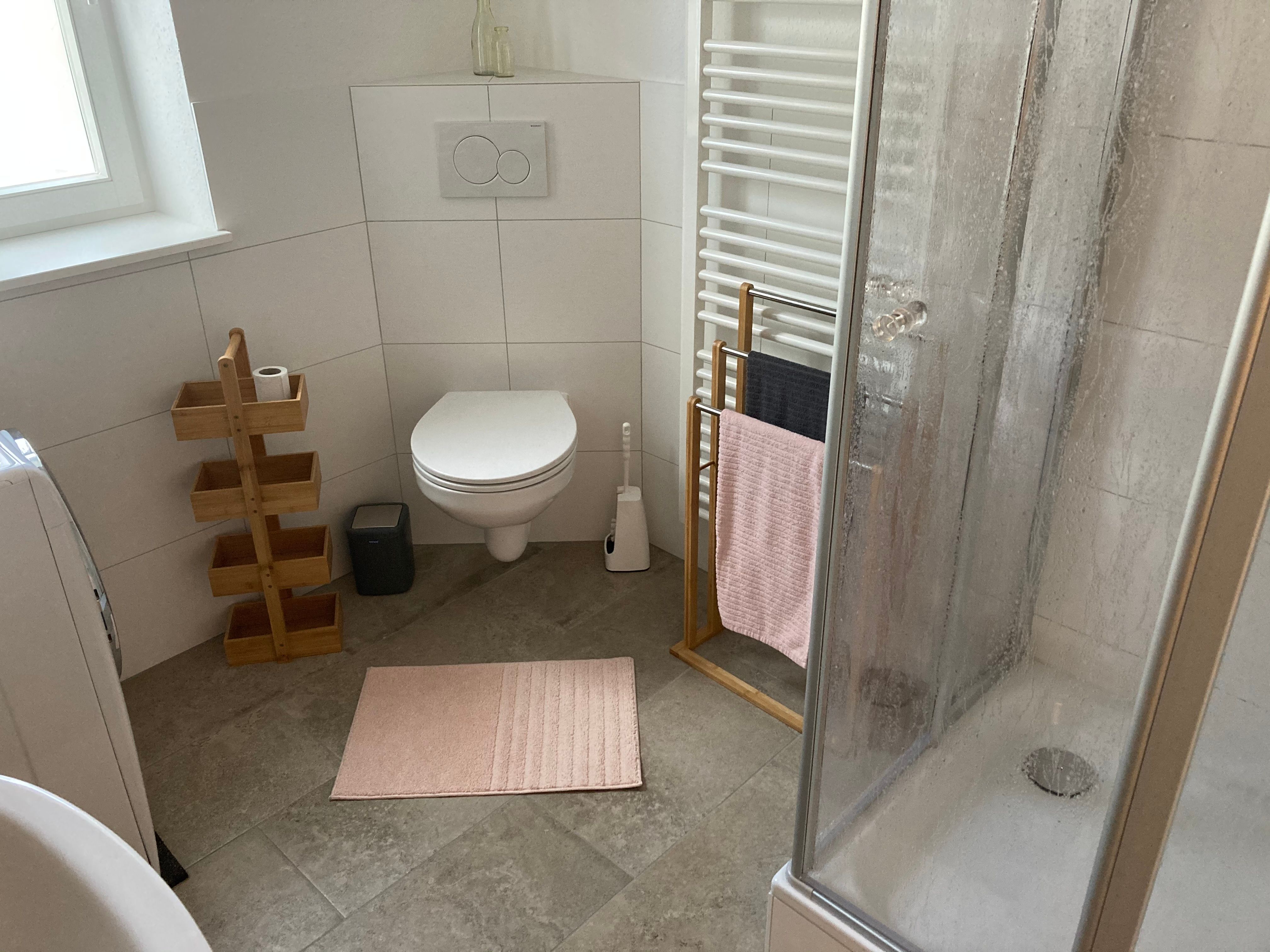 Cozy 2-Room Flat, Well Connected, In Frankfurt's Green Suburbs - 2
