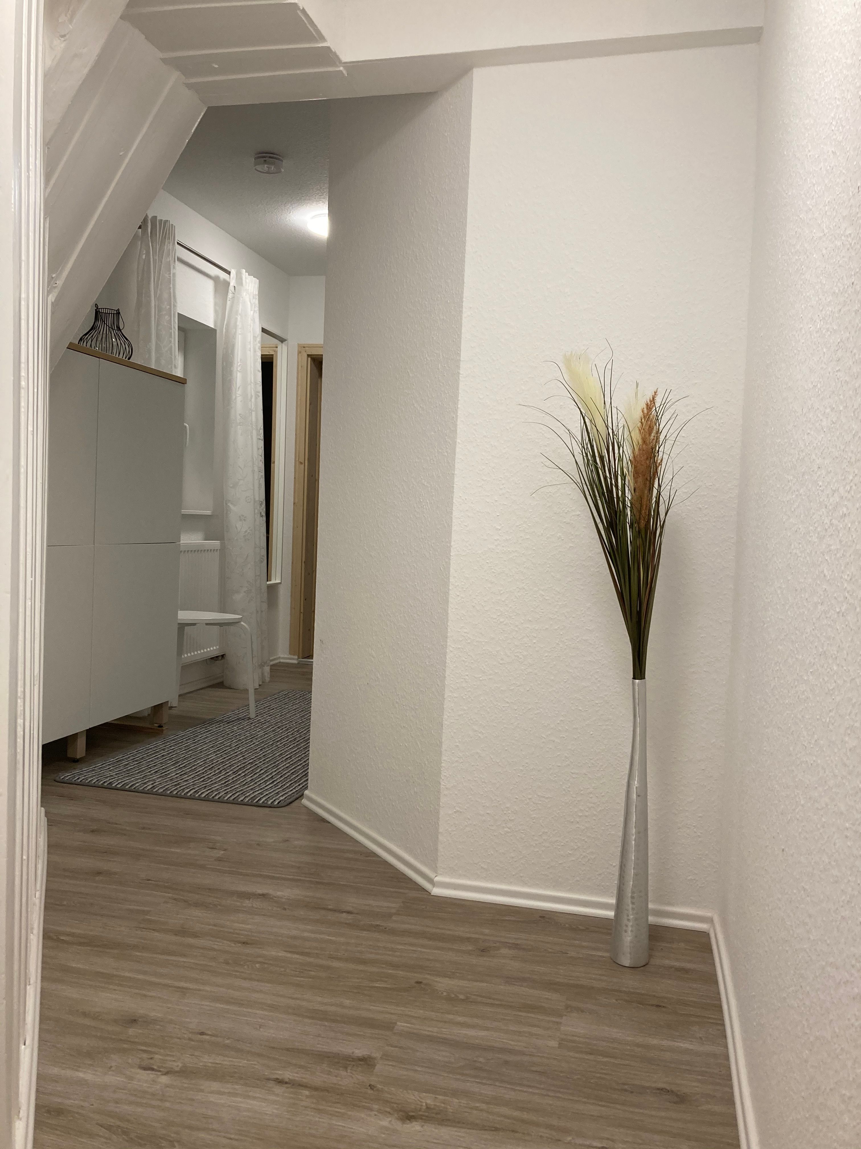 Cozy 2-Room Flat, Well Connected, In Frankfurt's Green Suburbs - 7