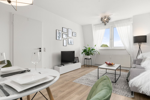 Modern, all-inclusive 2-room attic apartment – temporary rental  - Gallery -  5