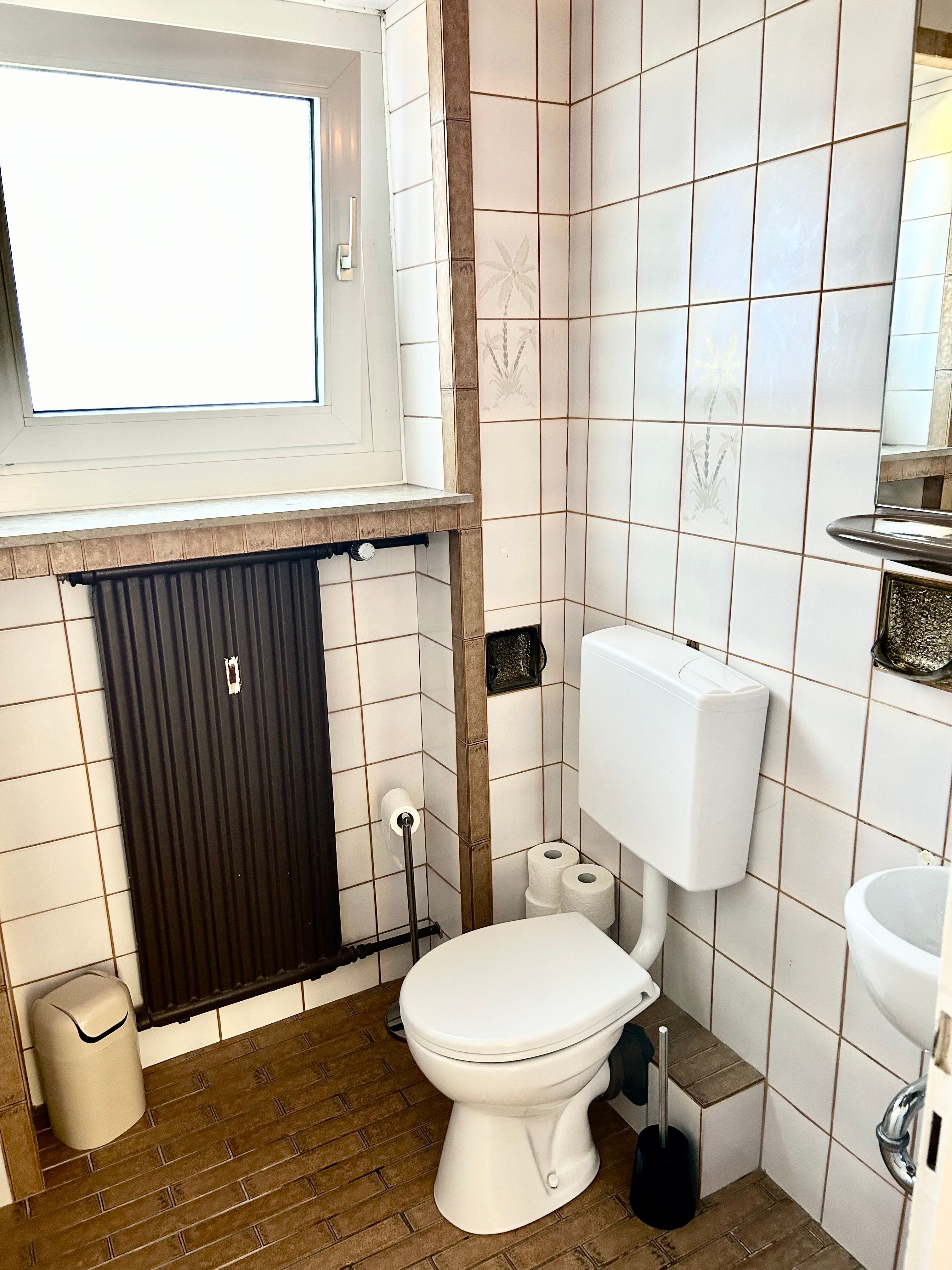 Sunny Apartment With 2-3 Bedrooms Near Riverside - 1