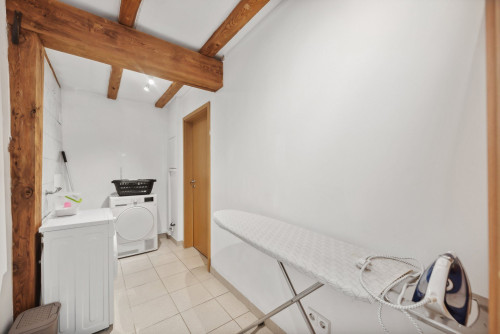 ANDRISS: Travel & Work - 9 Guests - Kitchen - Parking