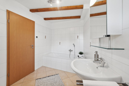 ANDRISS: Travel & Work - 9 Guests - Kitchen - Parking