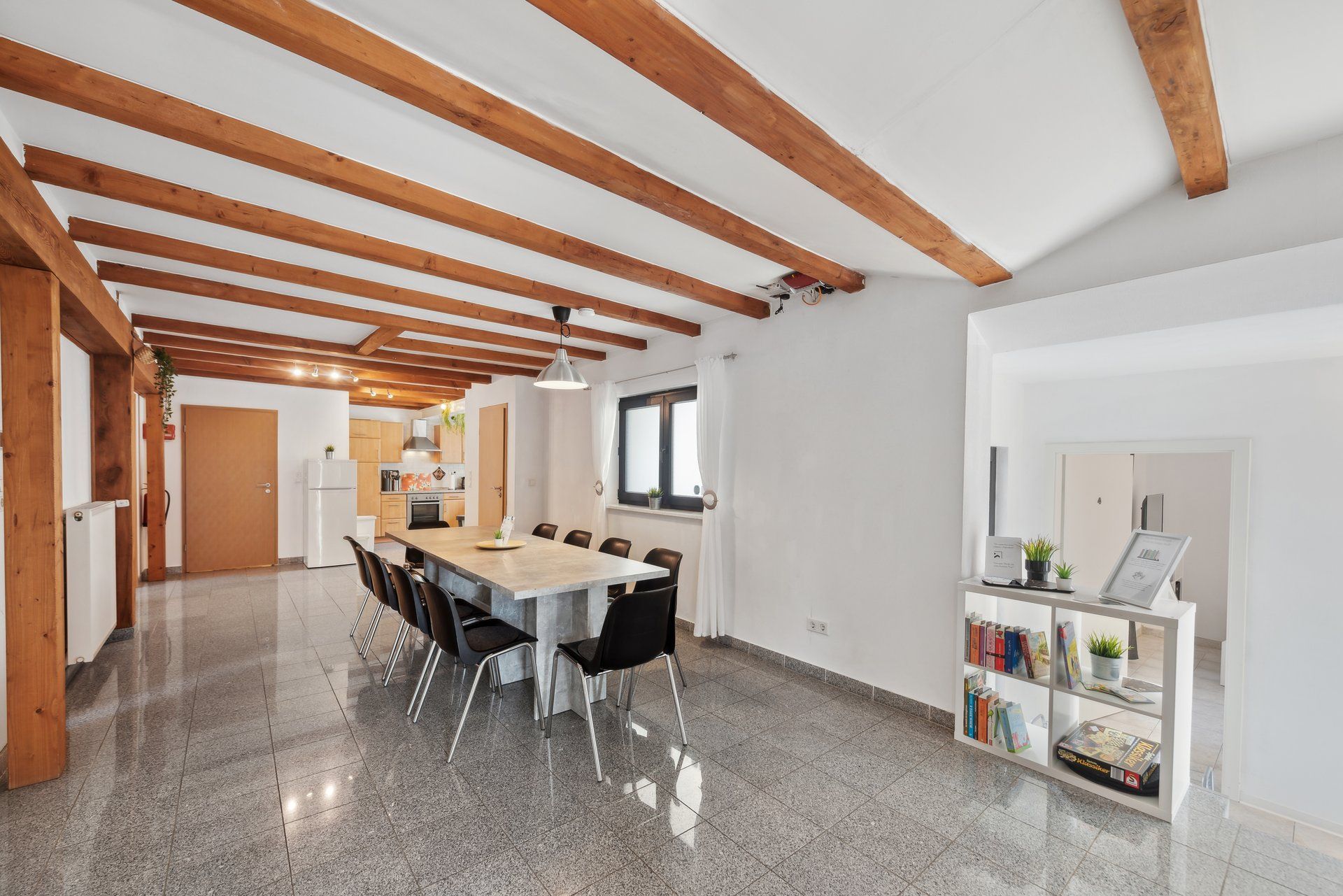 ANDRISS: Travel & Work - 9 Guests - Kitchen - Parking - ANDRISS: Travel & Work - 9 Guests - Kitchen - Parking - Gallery - 5